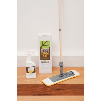 chapels_hardware_treatex_hardwax_oil_wood_floor_cleaning_kit_contents